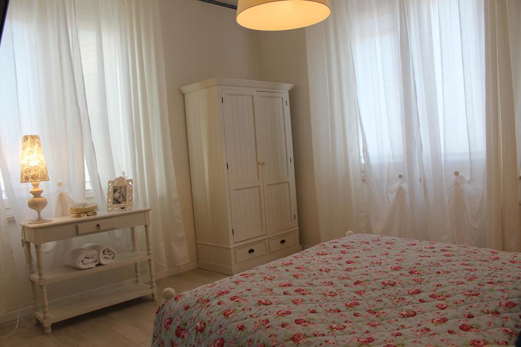 Hotel La Torre Rimini Kültér fotó