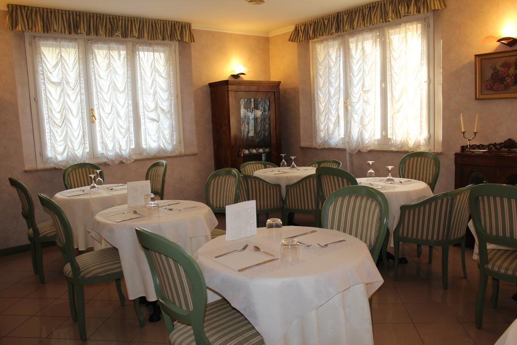Hotel La Torre Rimini Kültér fotó